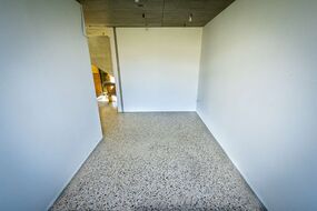 Caramel Hausblick - Blick auf den geschliffenen Boden