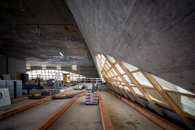 NÖ Landesgalerie in Krems mit Sichtbetonelementen von Wopfinger